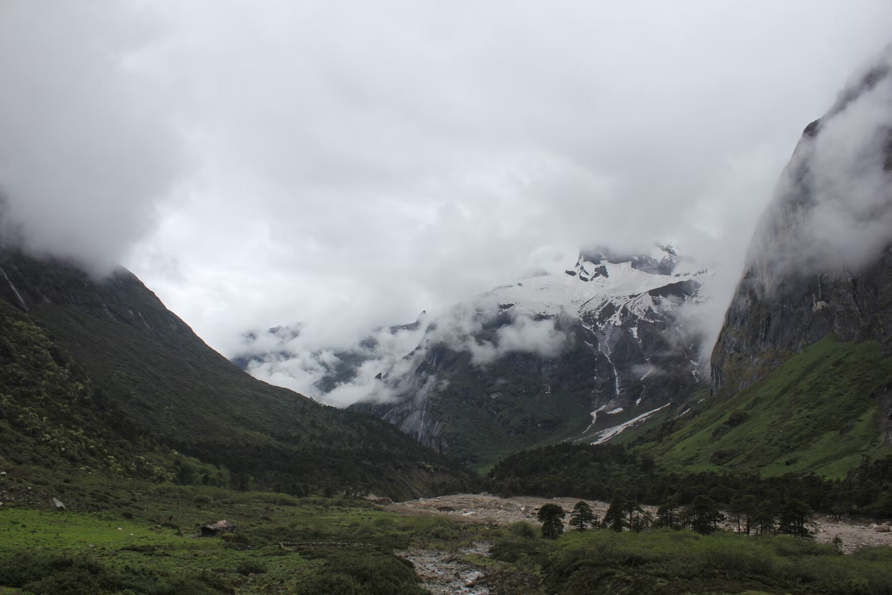 Makalu Region